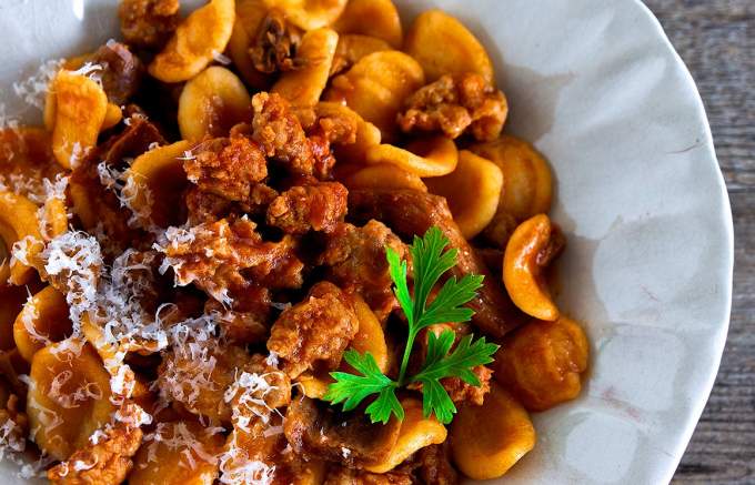Monoporzione Orecchiette Funghi card. Salsiccia